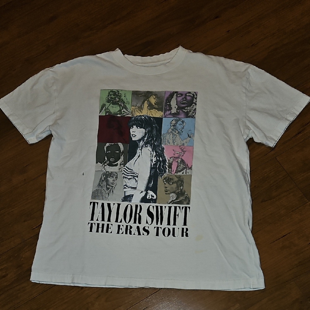 Taylor Swift The Eras Tour T-Shirt Size XS